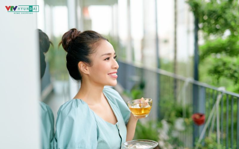 Uống trà dưỡng nhan có tác dụng gì? Top 7 loại trà dưỡng nhan tốt nhất 2025